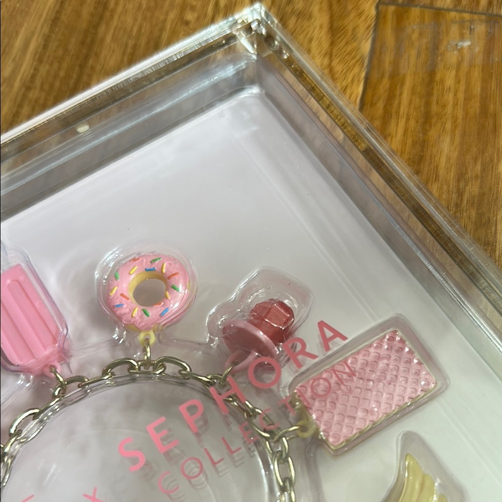 NEW Museum of Ice Cream x Sephora Collection Charm Bracelet - Picture 3 of 4
